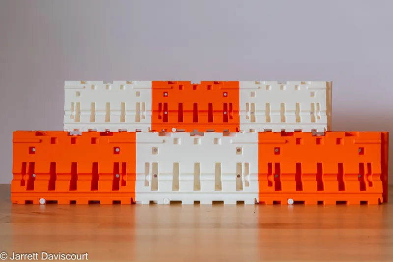 1/10 - 1/14 Scale Jersey Barrier - Minimal Supports