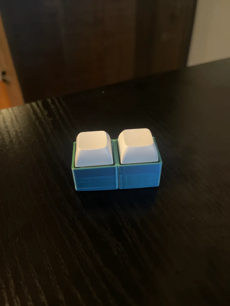 double keyswitch fidget clicker keychain