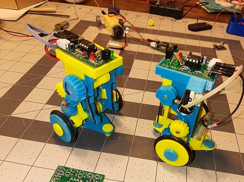 Single motor steerable IR controlled robot toy