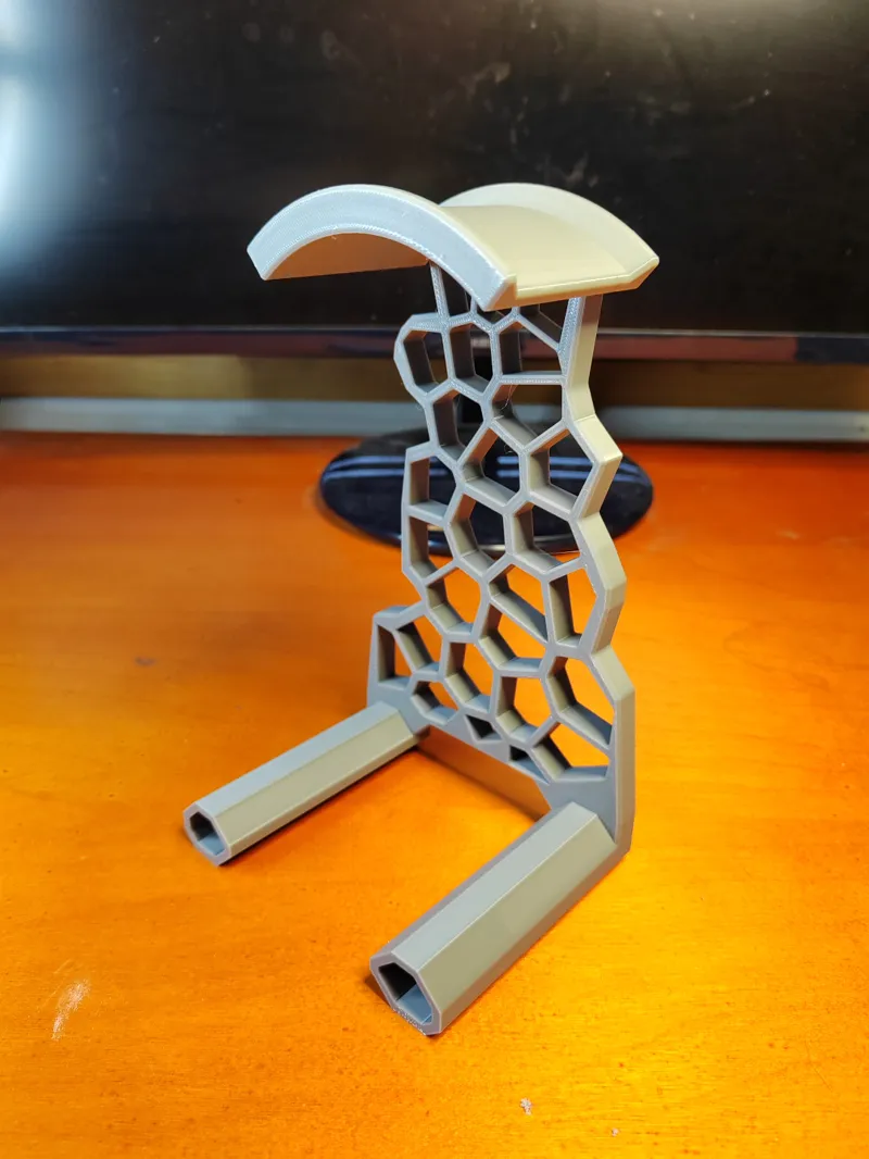 Voronoi Headphone holder 