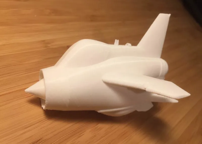 Electic_Lightning_airplane
