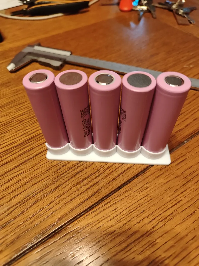 battery welding support