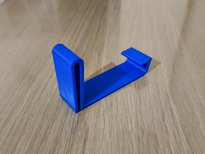 Earmuffs belt hook