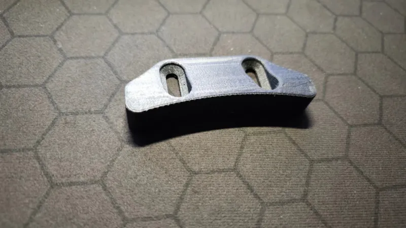 Electric skateboard foot position reminder B