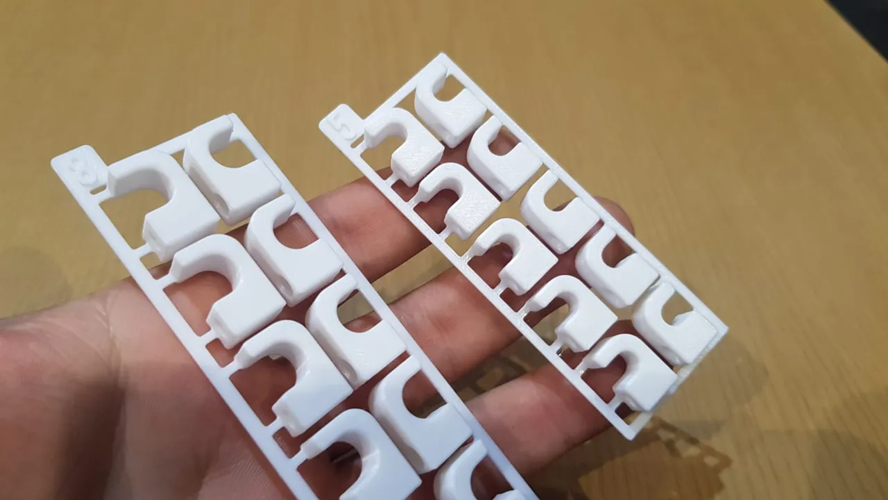 Kit Card - Cable Clips view 3