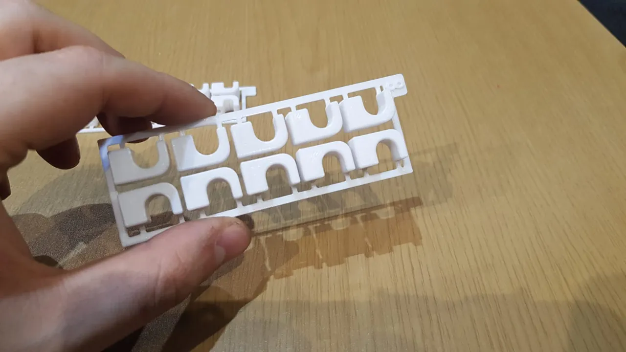 Kit Card - Cable Clips view 4
