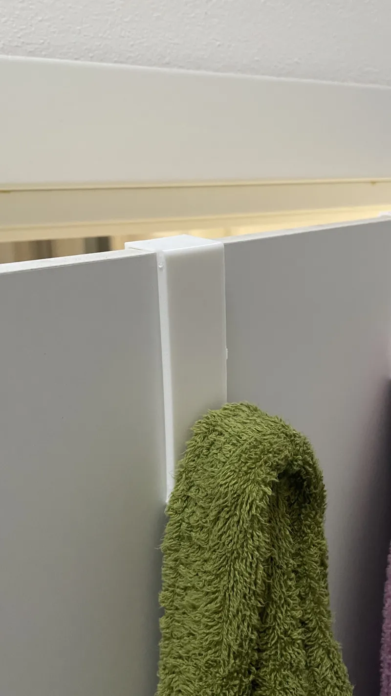 Bathrobe door hanger