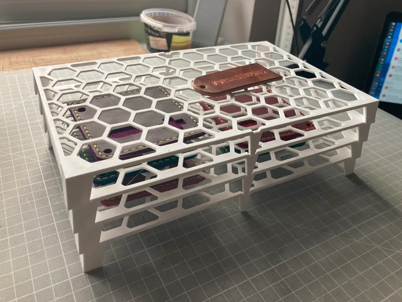 Stackable /  modular drying trays