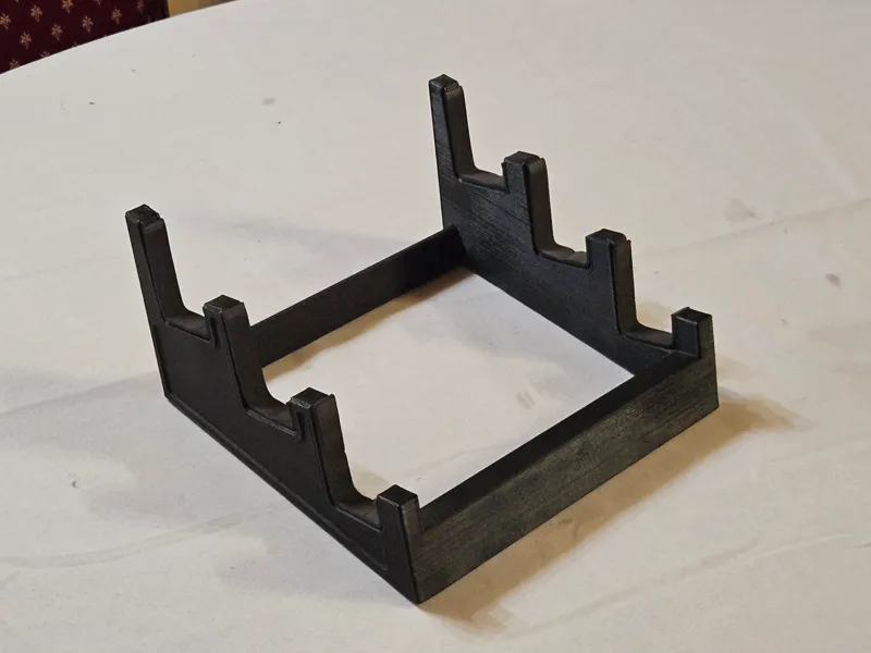 simple keyboard display/stand