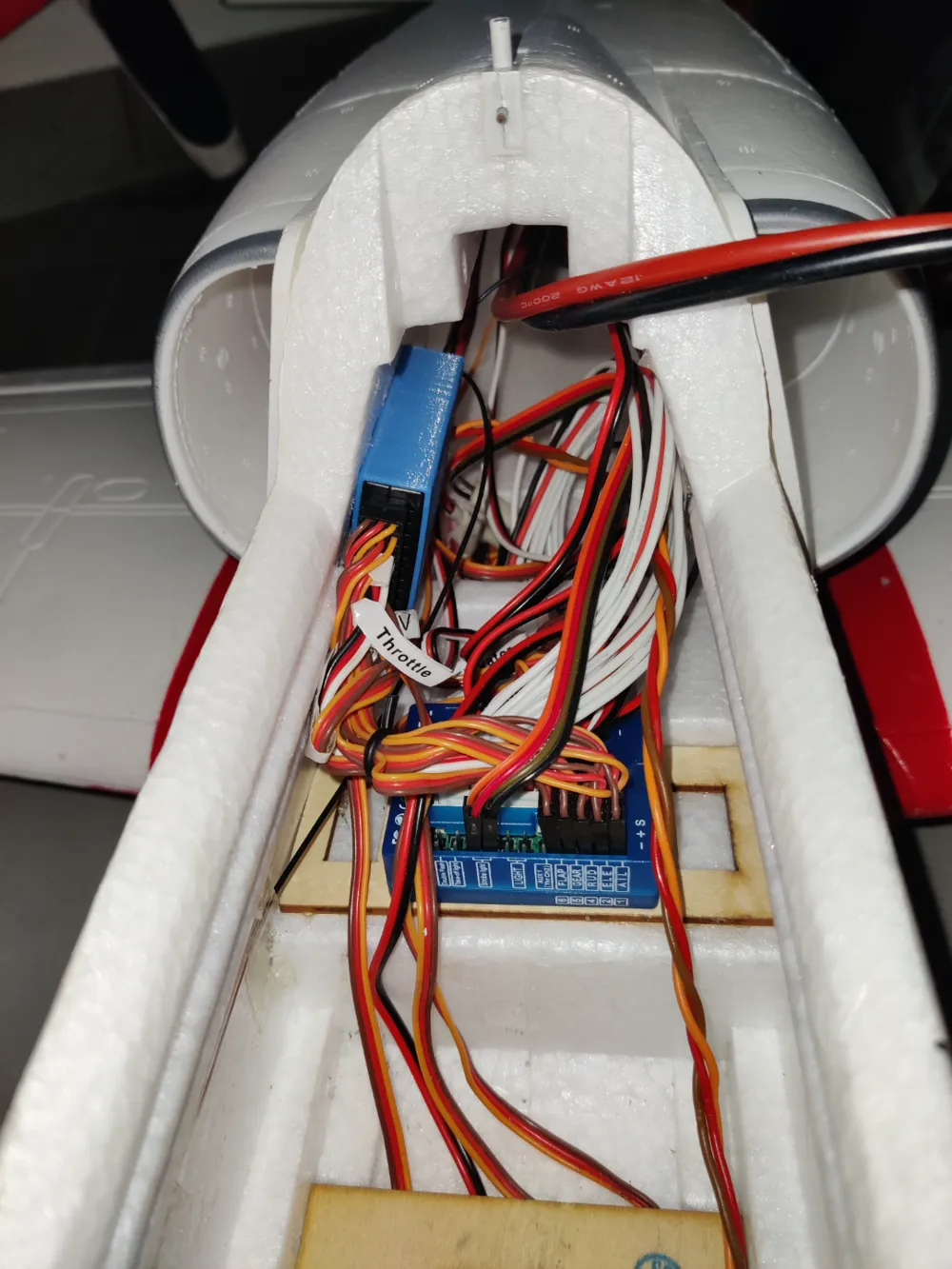 Multiplex RX-7/9 DR reciever holder by Luca_frk - MakerWorld