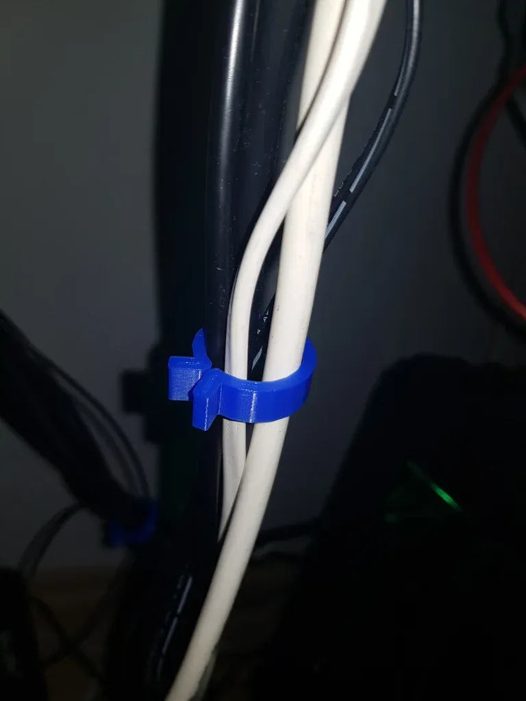 Cabel organizer/clips