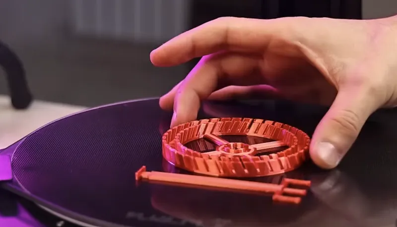 Circular Business Card Holder