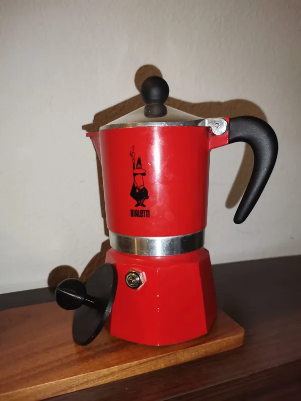 Presse à café pour cafetière moka