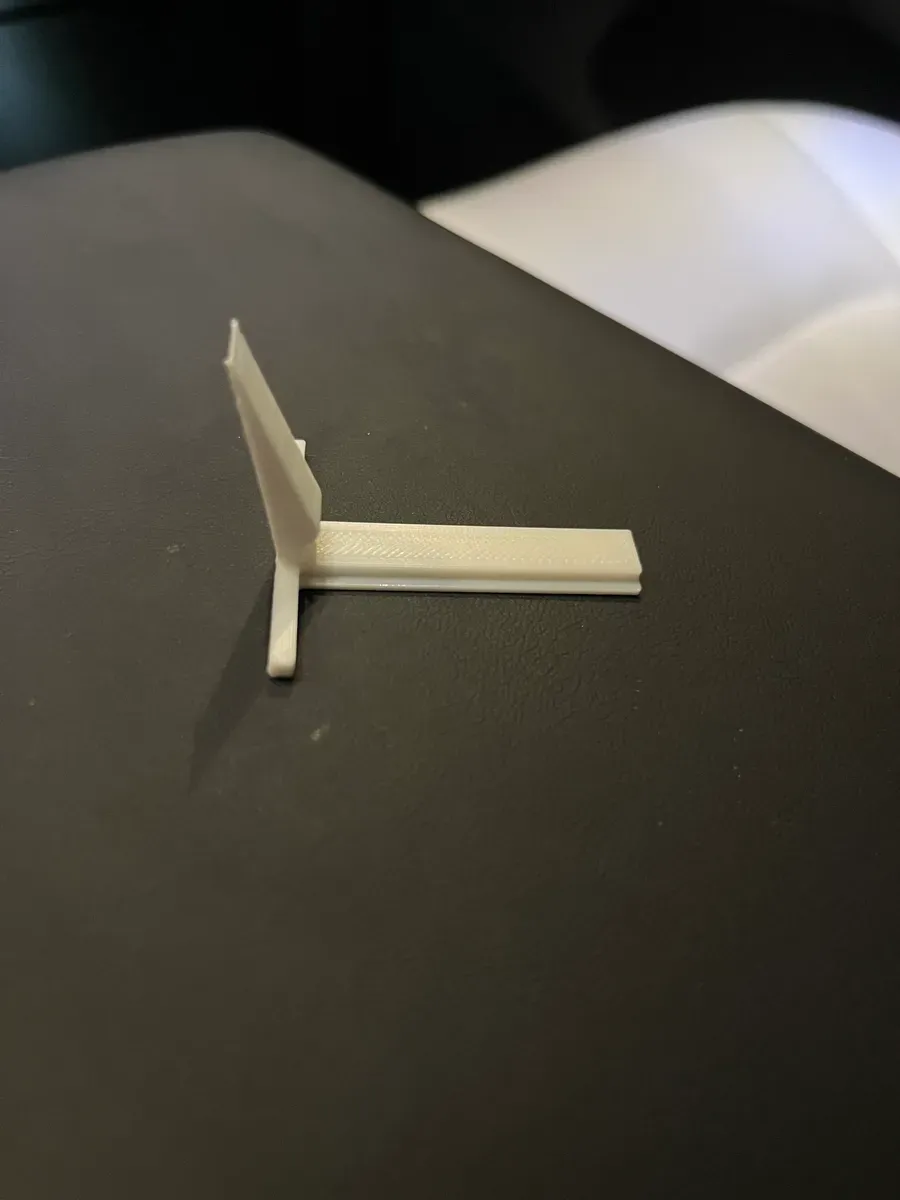 Tesla Model Y/Model 3 Garage Door Opener Holder by Citrik MakerWorld