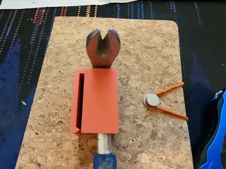 Tool Belt clip for Nail Puller