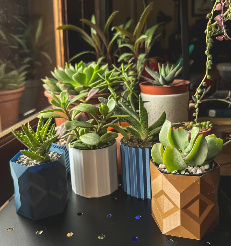 [WIP] Geometrical Pots and Pot Covers