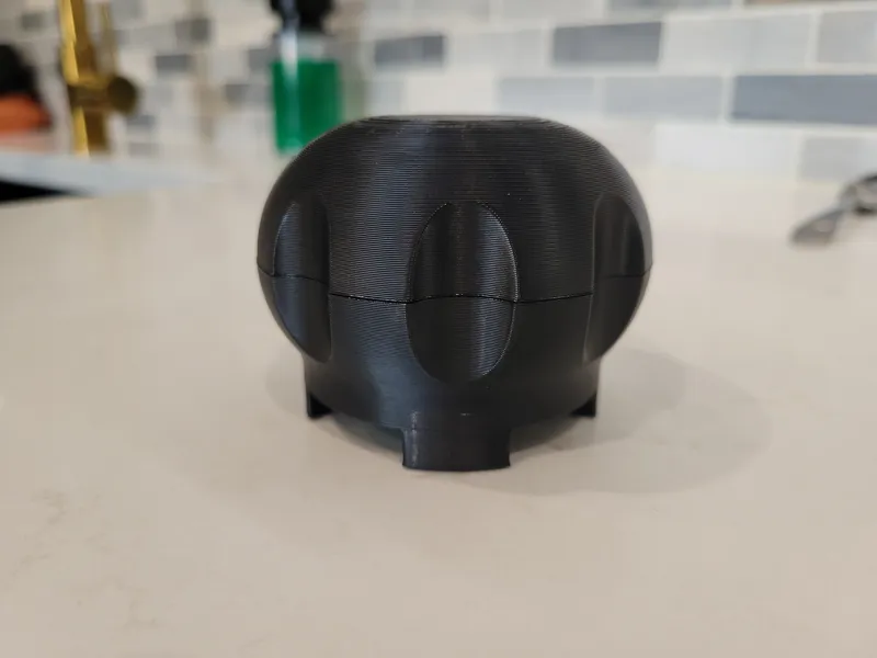 Behr 1-Gallon 'Simple Pour' Paint Cap Opener