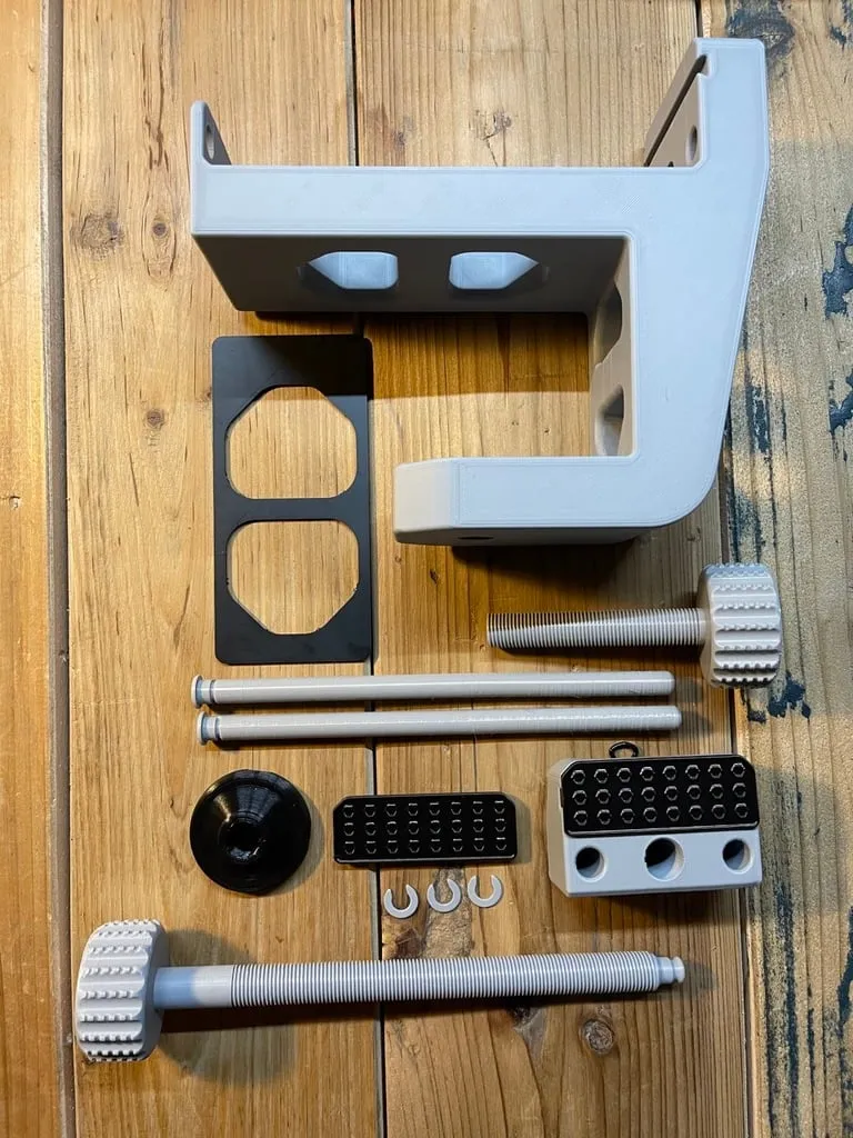 Clamp-On Vise - Fully 3D Printable view 4