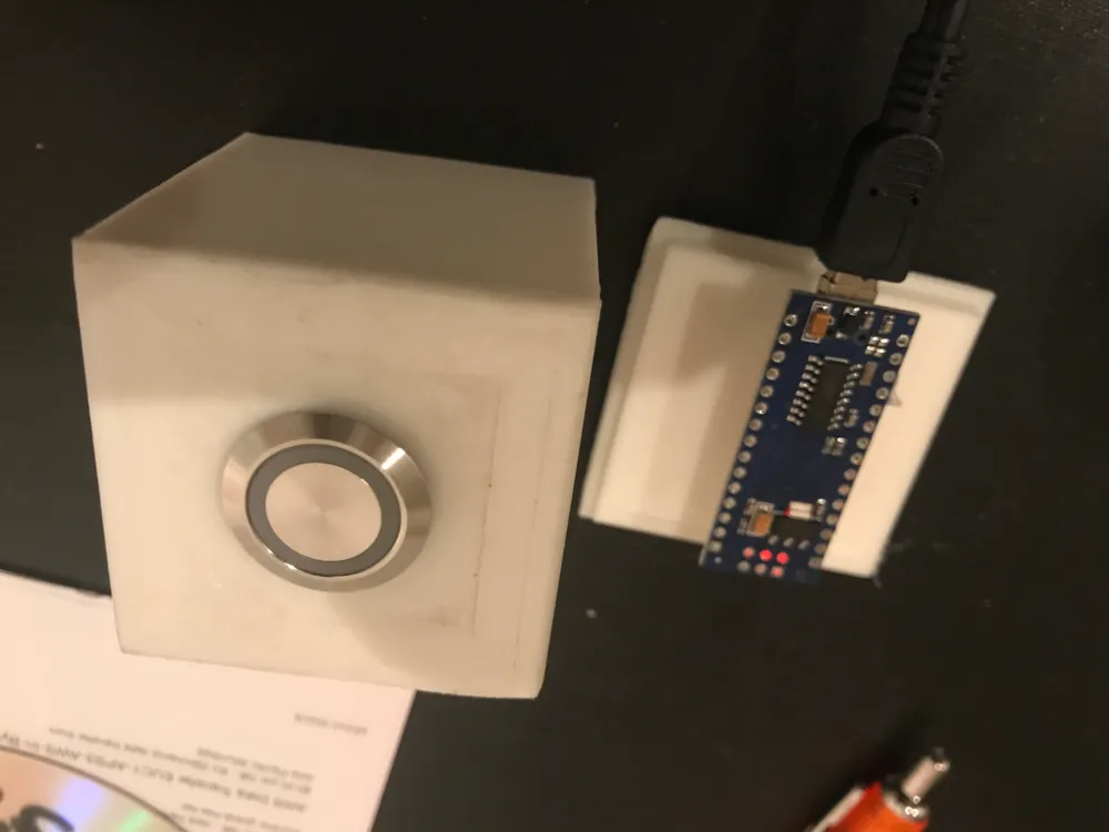 Arduino Buzzer (Push Button, Dash-Button) Box by MarcelsDesigns ...