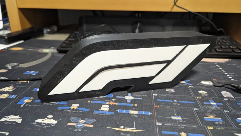 F1 Light Box