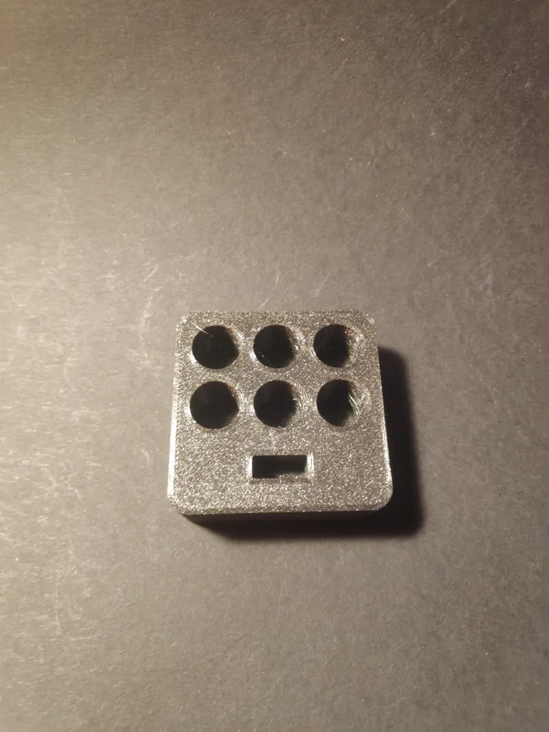 Holder for 510 cartridges with usb charger