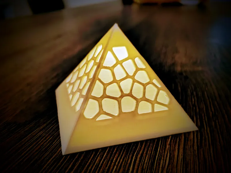 Voronoi Pyramid with LED