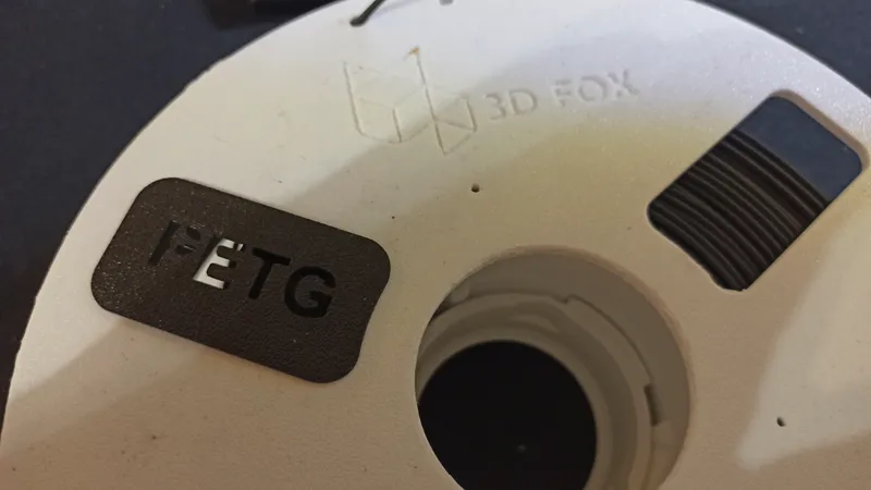 Rozlišovací štítek materiálu na REFILL špulky od 3D FOX