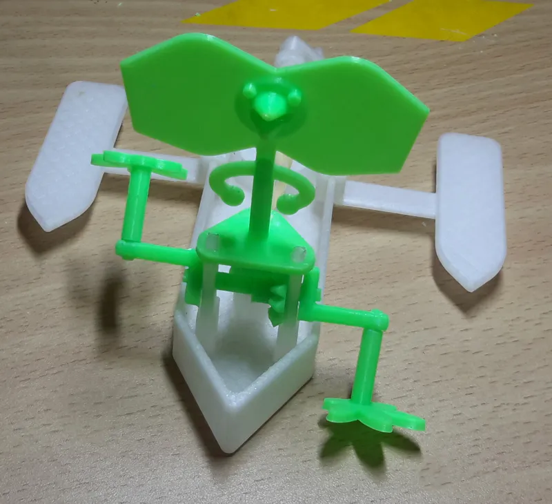 Rubberband powered boat