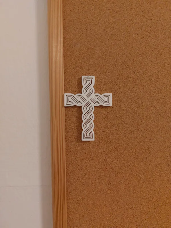 Croix en osier traditionnelle