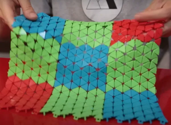 https://makerworld.bblmw.com/makerworld/model/DSM00000000230497/design/2024-03-06_e8f64b152a1cf.png