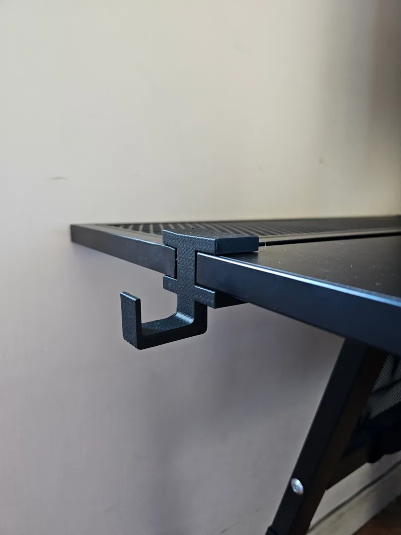 Side bag/backpack hanger for IKEA Utespelare