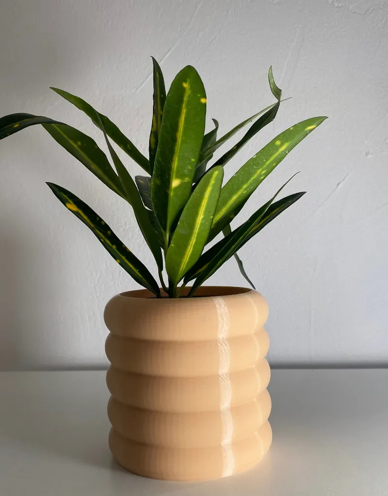 Fluffy design box / flower pot