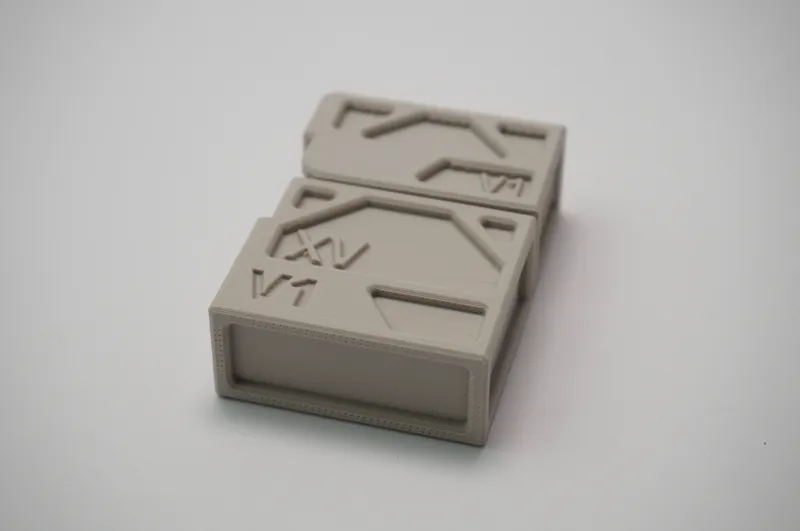 Future Zippo Case V1