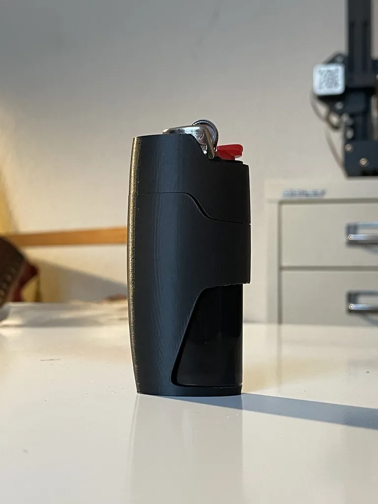 Compact BIC Lighter Case