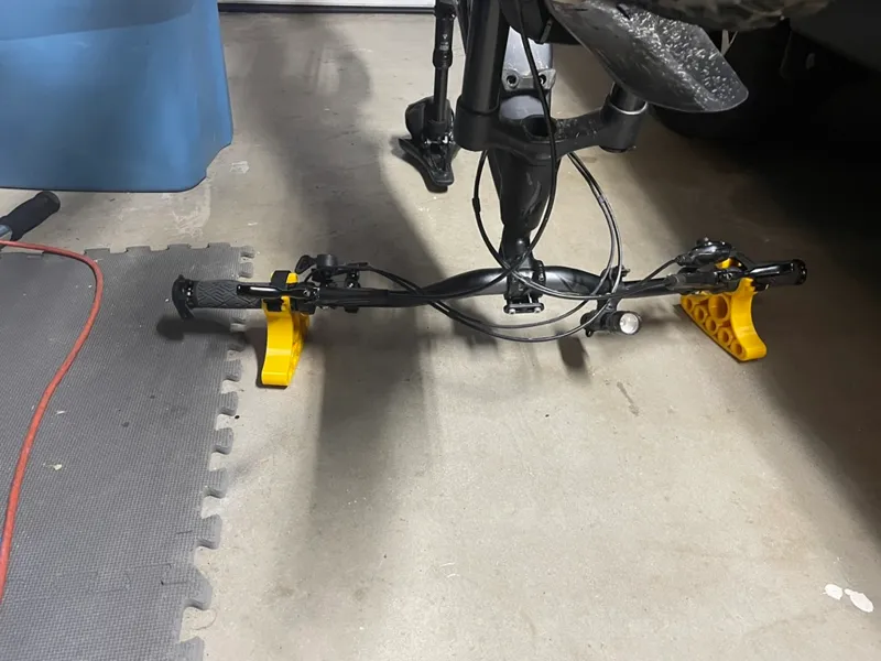 Bike handlebar stands