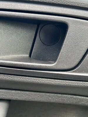 Ford Fiesta Door handle inside clip