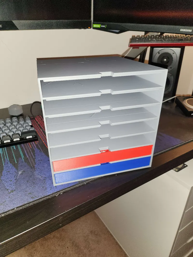 Keyboard switch storage container