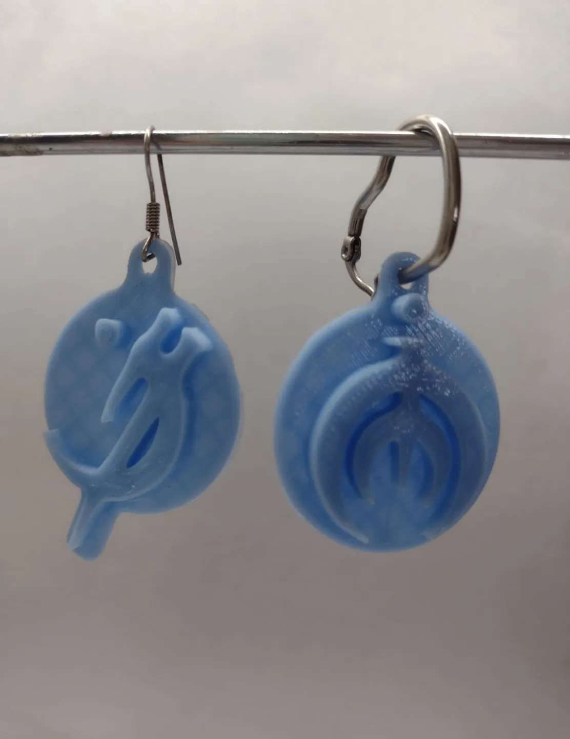 allomantic metals from mistborn earrings/keychains pack view 2