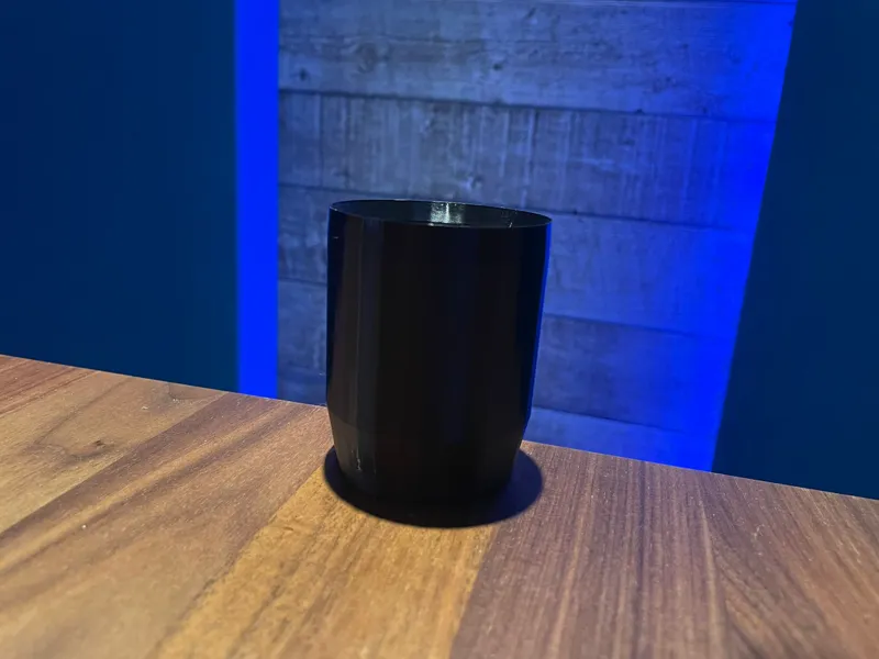 Basic vase or cup
