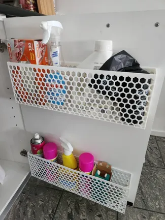 Kitchen cabinet door storage