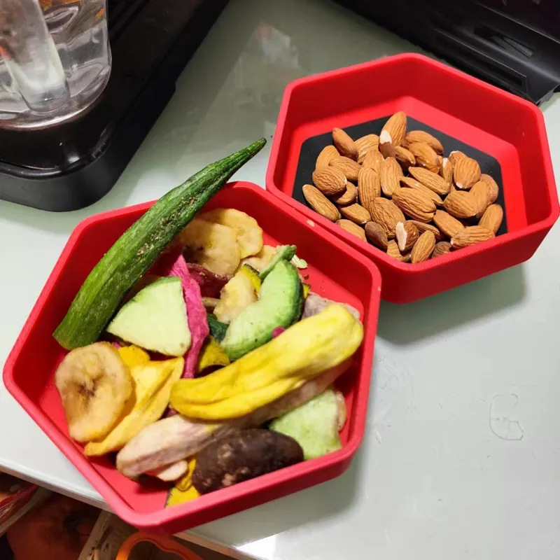 蜂窝零食小碗Honeycomb shaped snack box