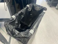 Clip pour sac poubelle — photo 1