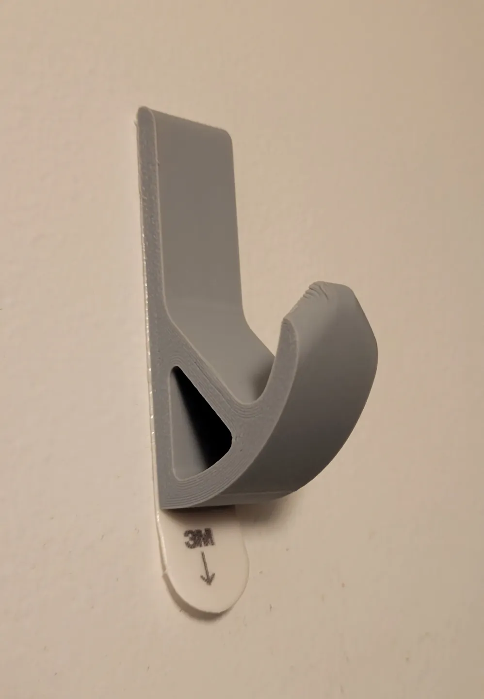 Large command strip hook by COMRADE_ZACH MakerWorld