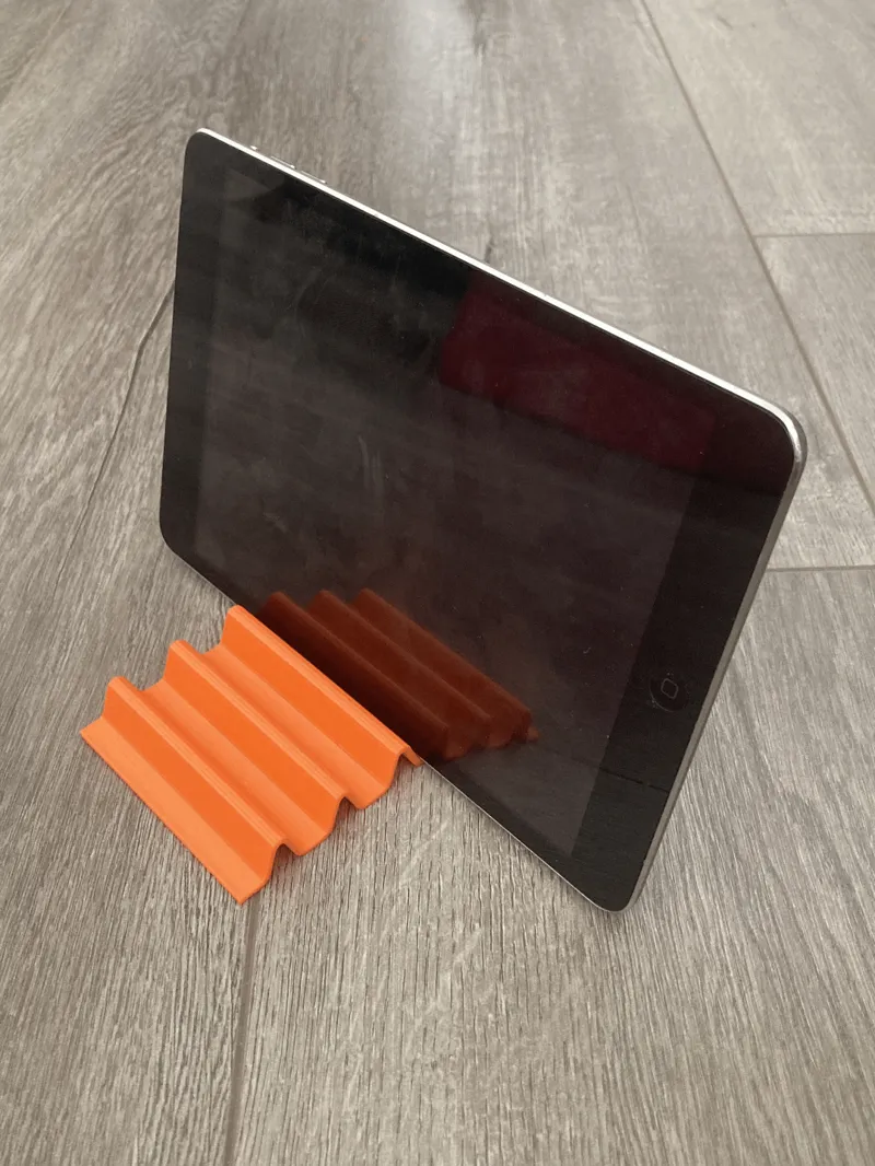 Mobile/Tablet Stand