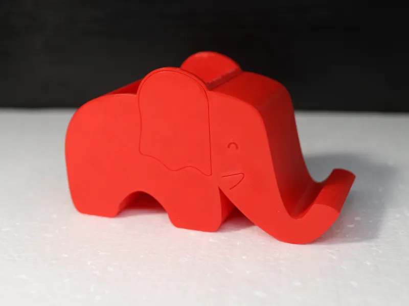 Elephant pen holder