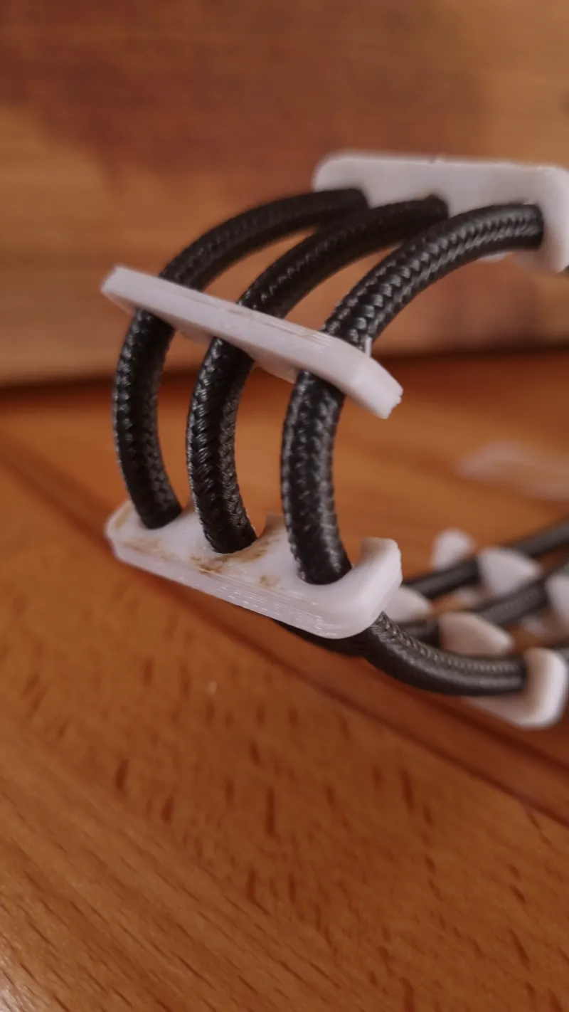 triple cable comb