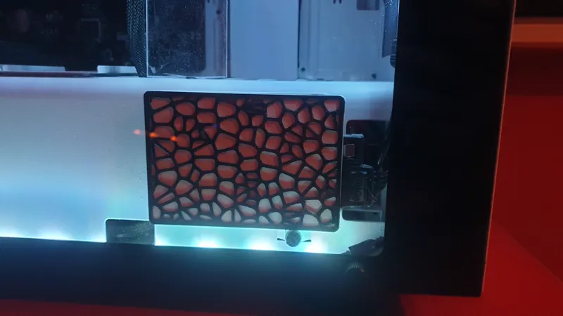 Voronoi SSD cover