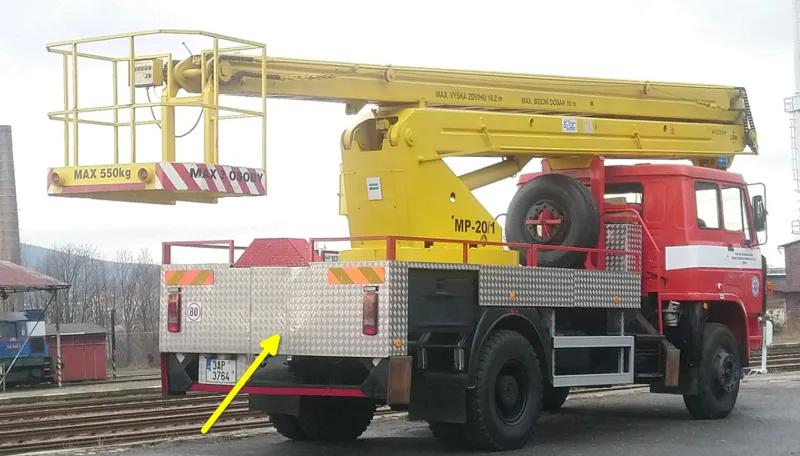LIAZ MP-20/1 platform