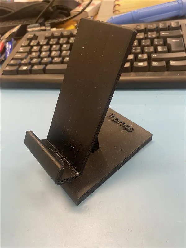 Cellphone stand ( with name )