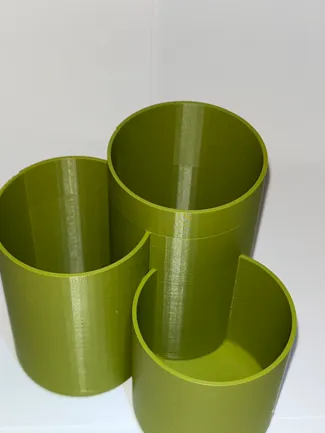 Three segmented planter 